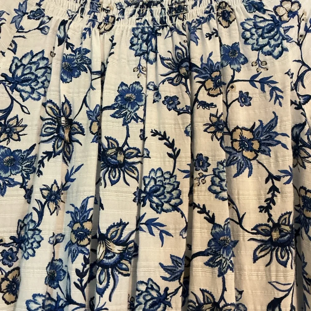 Blue White Floral Boho Blouse Medium Coastal Grandma - Picture 5 of 11
